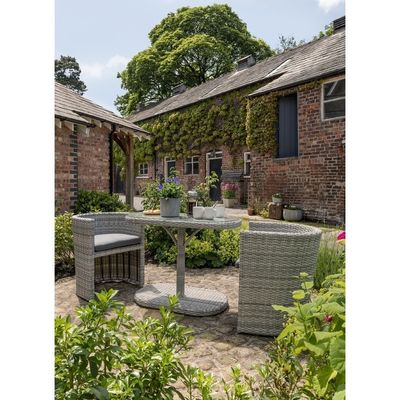 Solution de petit espace Outdoor Bistro Set avec W67 x D57 x H74cm Taille de chaise et emballage du courrier