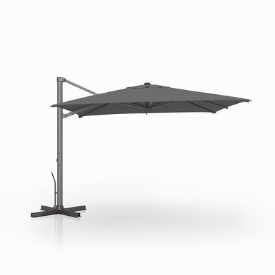 Un parapluie en aluminium de 10 pieds pour terrasses de luxe.