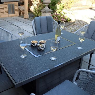 Meubles d'extérieur à 6 places avec table de foyer et fauteuil en tissu de corde