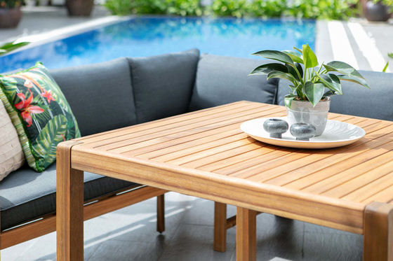 Ensemble de salle à manger extérieure avec canapé d'angle en bois massif et banc de 3 places pour les repas relaxants