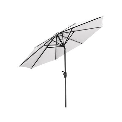 Un parapluie de 9 pieds pour le café et le patio dans un style moderne