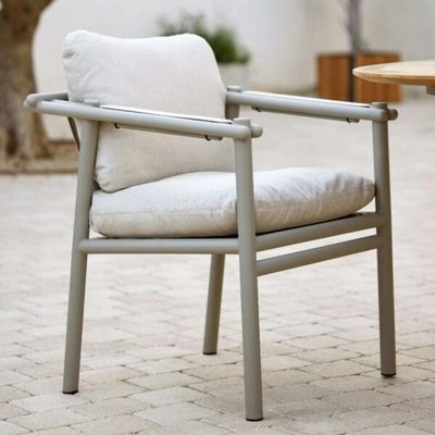 Ensemble minimaliste de salle à manger extérieure AJUNION Meubles en aluminium de luxe pour jardin ou maison