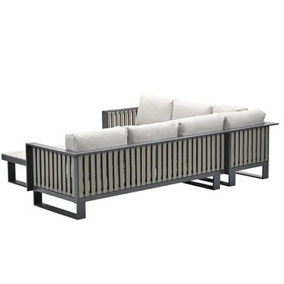 Un ensemble de meubles de jardin pour votre patio