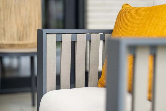 Un ensemble de meubles de jardin pour votre patio