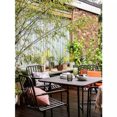 Meubles d'extérieur en acier métallique à 4 places, ensemble de jardin avec table carrée et chaises à manger