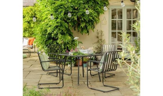 Meubles d'extérieur en acier métallique à 4 places, ensemble de jardin avec table carrée et chaises à manger