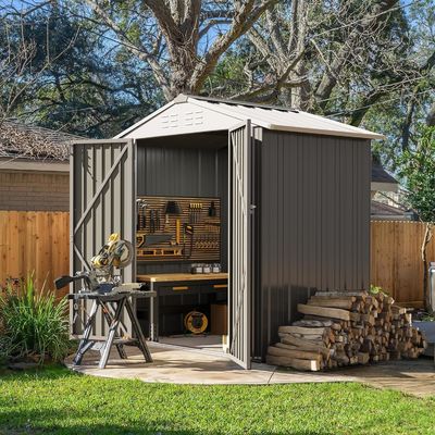 Couvert en poudre AJUNION Chateau de jardin en métal porte double verrouillable 50 "D x 78,3"W x 74,2"H