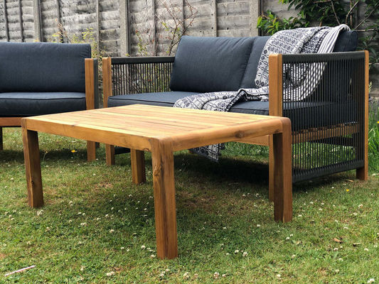 Ensemble de meubles d'extérieur avec chaises longues en bois et tissus en rotin PE W71 x D66 x H64cm