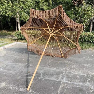 Parapluie en plein air sur la plage, patio, soleil, parapluie en couleur bois et polyester