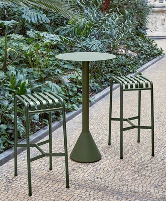 Ensemble de meubles d'extérieur pour bar AJUNION Table et chaise de bar de style minimaliste pour cour