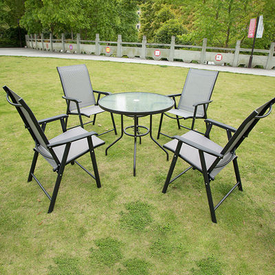 Ensemble de jardin en extérieur en aluminium avec table à manger en verre rond et chaises Teslin