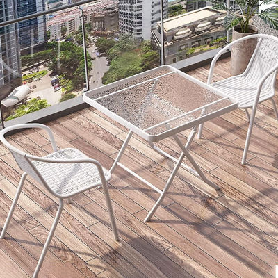 Restaurant en plein air Balcon Café Patio Set de jardin Chaise en rotin et petite table carrée blanche