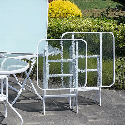 Restaurant en plein air Balcon Café Patio Set de jardin Chaise en rotin et petite table carrée blanche