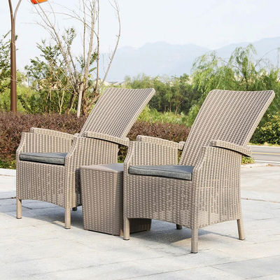 Chaise de jardin pour meubles d'extérieur en plastique à dos haut Café Dining Arm Chair in Patio