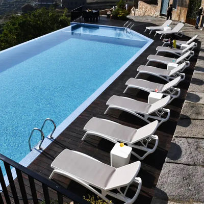 Chaise en plastique pour jardin en plein air, chaise empilable, chaise de luge pour patio de plage.