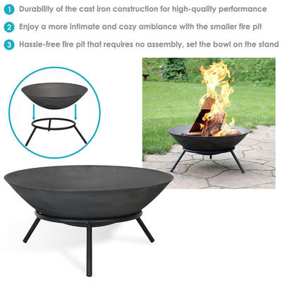 Foyer rond équipé pour la combustion du bois dans le jardin de la cour et les rassemblements en plein air