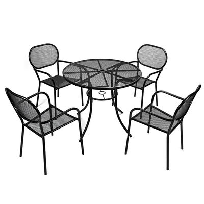 Bistro extérieur Café jardin patio métallique des tables rondes en fer et des chaises avec un trou de parapluie dans un design moderne
