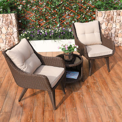 Conception moderne fauteuil en rotin PE tissé et ensemble de table à manger pour balcon extérieur de villa