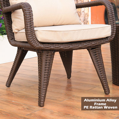 Conception moderne fauteuil en rotin PE tissé et ensemble de table à manger pour balcon extérieur de villa