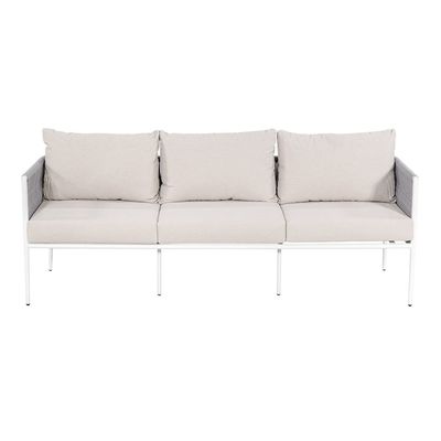 Un ensemble de canapés de salon extérieur élégant et durable idéal pour votre jardin de patio ou votre maison de plage