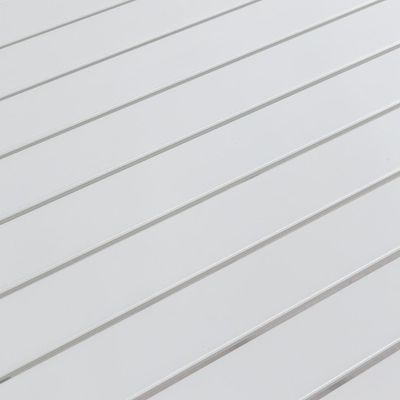 Un ensemble de canapés de salon extérieur élégant et durable idéal pour votre jardin de patio ou votre maison de plage