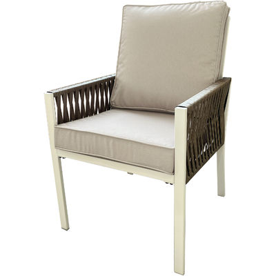 Table et chaises modernes pour la salle à manger des restaurants