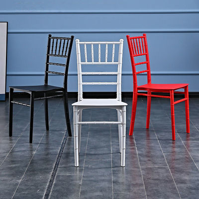 Hôtel Outdoor Résine empilable Napoléon Tiffany Chiavari Chaise à manger avec logo personnalisé