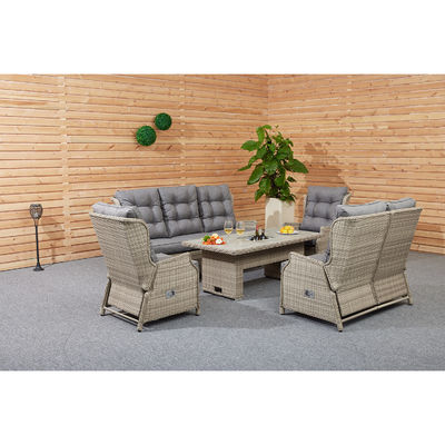Un canapé moderne et luxueux pour votre jardin par AJUNION