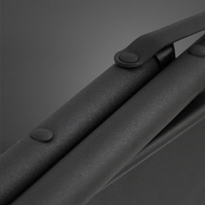 Chaise à manger en cuir en PU pour événements dans le style de design moderne