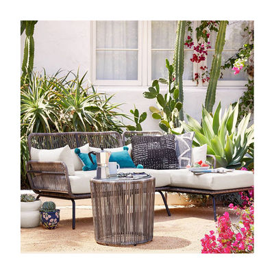 Set de jardinage extérieur de loisirs avec meubles tissés en osier faits à la main et canapé sectionnel