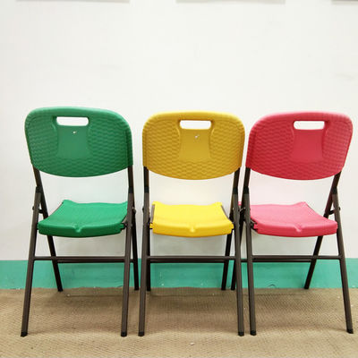 Chaise de salle à manger en plastique en rotin