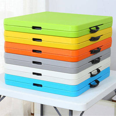 Table pliante réglable en métal plastique HDPE portable pour hôtel, restaurant et banquet