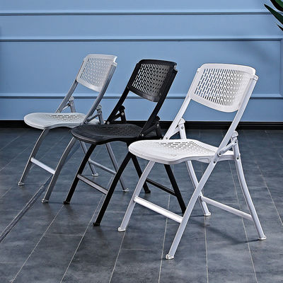 Événements de banquet en plein air en plastique métal pliable blanc noir Chaise à manger pour hôtel de mariage