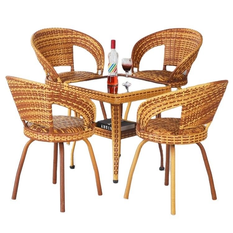 Design moderne fauteuil et table basse empilés pour le jardin