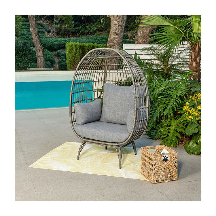 Chaise debout à œufs pliable et tissage en rotin pour salon extérieur